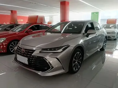 Toyota Avalon · 2022 год