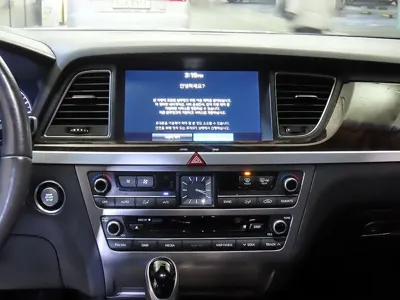 Hyundai Genesis 2014, 58864 км, за 9778.66 USD - фото 11
