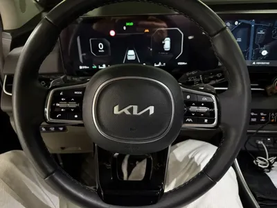 Kia Canival 2025, 17500 км, за 15104.37 USD - фото 11