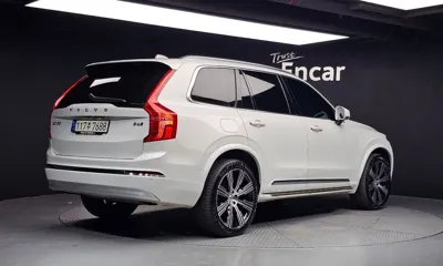 Volvo XC90 2022, 28549 км, за 34527.71 USD