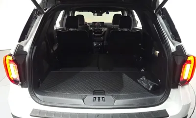 Ford Explorer 2025, 5165 км, за 32461.65 USD - фото 20