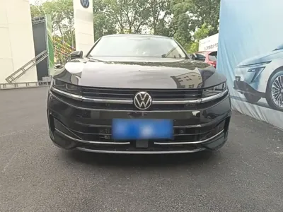 Volkswagen Magotan 2024, 7000 км, за 22645.23 USD