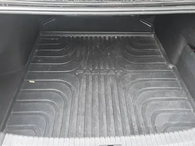 Volkswagen Passat 2021, 92200 км, за 13213.4 USD