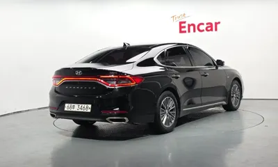 Hyundai Grandeur 2018, 93797 км, за 10994.02 USD