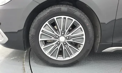 Hyundai Grandeur 2018, 93797 км, за 10994.02 USD