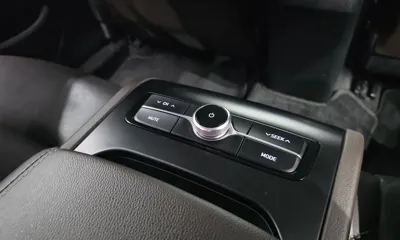 Hyundai Grandeur 2018, 93797 км, за 10994.02 USD - фото 30