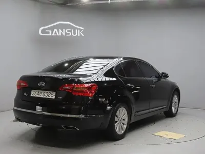 Kia K7 2012, 305022 км, за 1444.14 USD