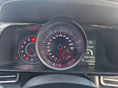 Hyundai Avante 2022, 85400 км, за 10343.49 USD - фото 9