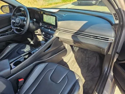 Hyundai Avante 2022, 85400 км, за 10343.49 USD - фото 18