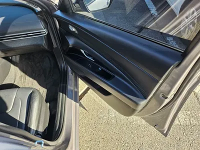 Hyundai Avante 2022, 85400 км, за 10343.49 USD - фото 20