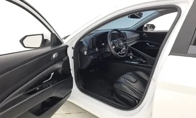 Hyundai Avante 2023, 45717 км, за 11400.66 USD - фото 10