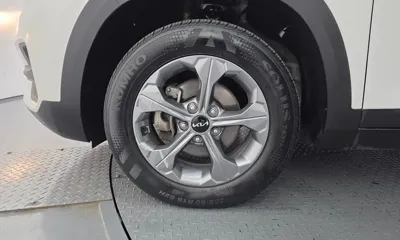 Kia Seltos 2020, 148463 км, за 7546.19 USD