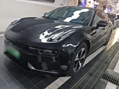 Zeekr 001 2022, 52100 км, за 19331.34 USD