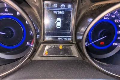 Changan Eado 2016, 84700 км, за 3146 USD - фото 12