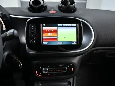 Smart Fortwo 2015, 56636 км, за 8794.42 USD - фото 14
