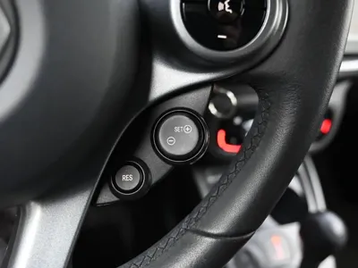 Smart Fortwo 2015, 56636 км, за 8794.42 USD - фото 16