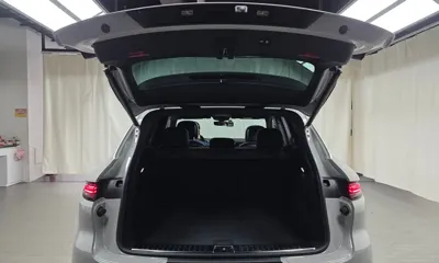 Porsche Cayenne 2024, 31182 км, за 87961.14 USD - фото 20