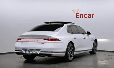Genesis G90 2023, 37959 км, за 56321.39 USD