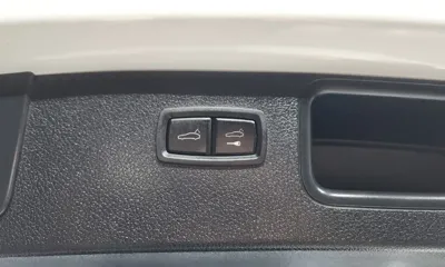 Porsche Macan 2022, 69210 км, за 46606.28 USD - фото 35