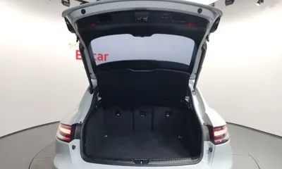 Porsche Macan 2022, 69210 км, за 46606.28 USD - фото 36