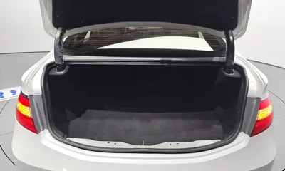 Hyundai Grandeur 2015, 135302 км, за 3741.63 USD - фото 20