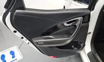Hyundai Grandeur 2015, 135302 км, за 3741.63 USD - фото 25