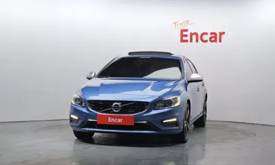 Volvo S60 2015, 131021 км, за 4529.34 USD