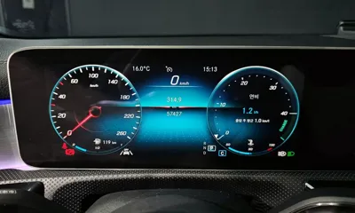 Mercedes-Benz CLA-Class 2020, 57427 км, за 20426.77 USD - фото 8