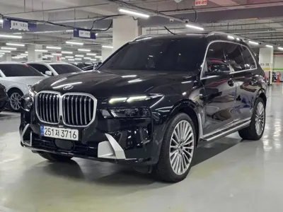 BMW X7 · 2024 год