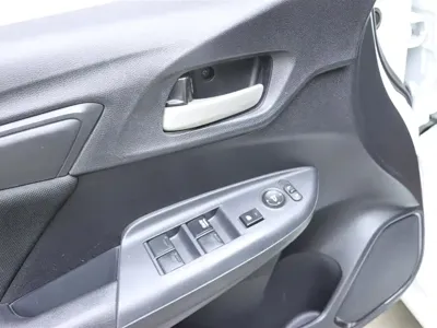 Honda Fit 2019, 60500 км, за 5849.5 USD - фото 12