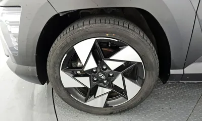 Hyundai Kona 2023, 37007 км, за 13524.69 USD