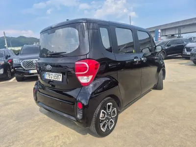 Kia Ray 2021, 64763 км, за 8593.34 USD