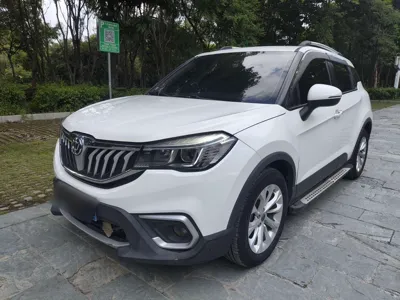 Brilliance V3 · 2017 год