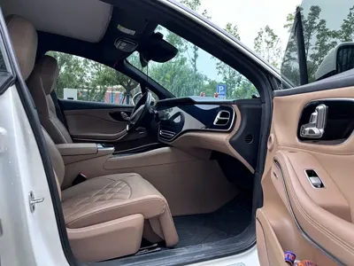 Roewe Feifan R7 2023, 30000 км, за 9093.41 USD - фото 7