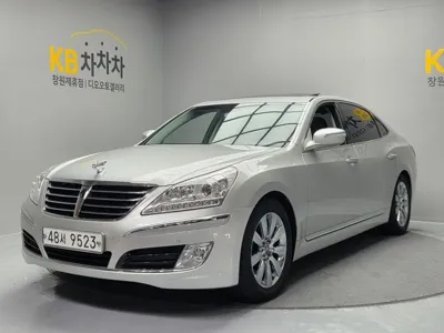 Hyundai Equus 2010, 136982 км, за 4879.01 USD