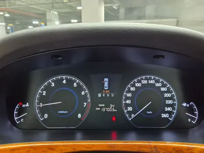 Hyundai Equus 2010, 136982 км, за 4879.01 USD - фото 8
