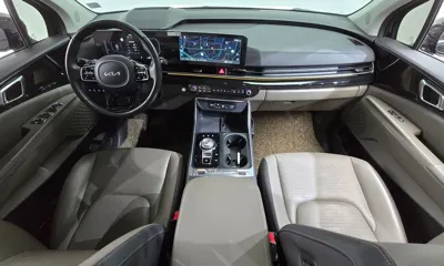 Kia Canival 2024, 47231 км, за 28080.6 USD - фото 7