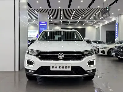 Volkswagen T-Roc 2019, 27000 км, за 9315.93 USD