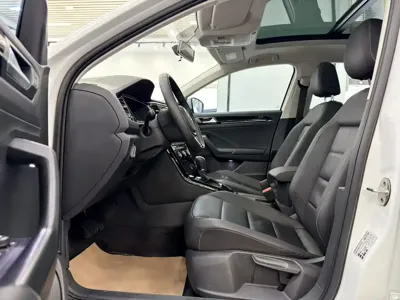 Volkswagen T-Roc 2019, 27000 км, за 9315.93 USD - фото 6