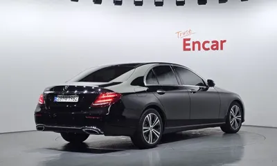 Mercedes-Benz E-Class 2020, 94516 км, за 16082.45 USD