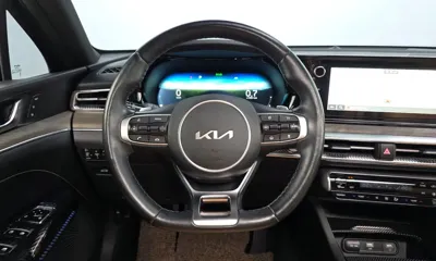 Kia K5 2023, 57423 км, за 16225.15 USD - фото 13