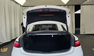 Mercedes-Benz E-Class 2019, 98793 км, за 21983.72 USD - фото 20