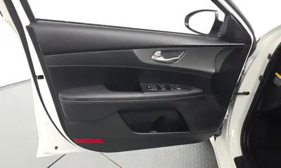 Kia K3 2019, 76293 км, за 8469.06 USD - фото 24