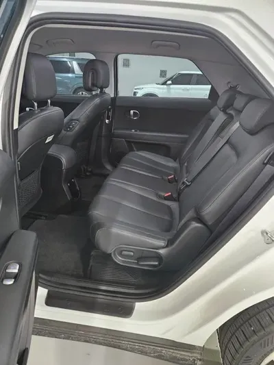 Hyundai Ioniq5 2023, 88906 км, за 4043.59 USD - фото 8
