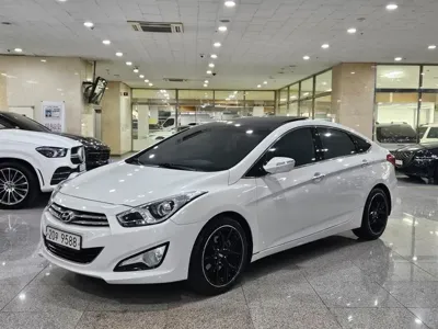 Hyundai i40 · 2012 год