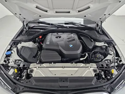 BMW 3-Series 2025, 9825 км, за 25437.72 USD - фото 6
