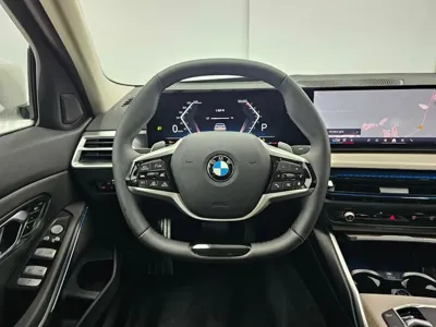 BMW 3-Series 2025, 9825 км, за 25437.72 USD - фото 16