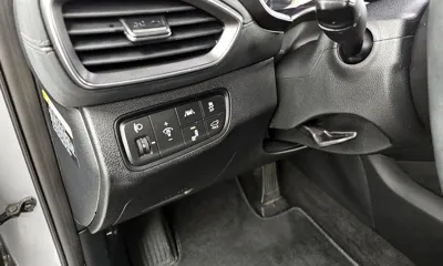 Hyundai Santafe 2019, 114678 км, за 11100.89 USD - фото 16
