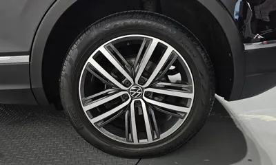 Volkswagen Tiguan 2022, 71362 км, за 29250.83 USD - фото 21