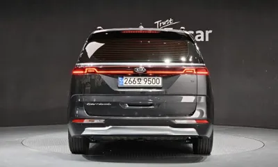 Kia Canival 2021, 81342 км, за 19103.66 USD